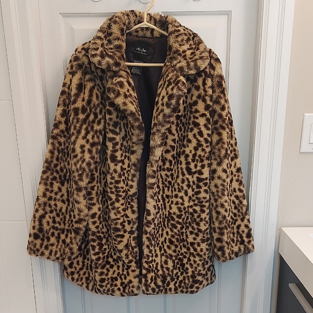 Me Jane Animal Print Teddy Jacket